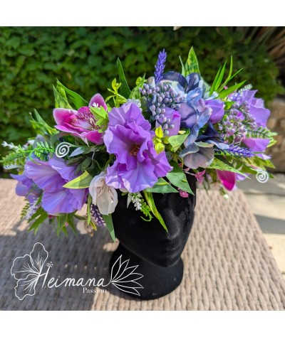 Couronne fleurie violette