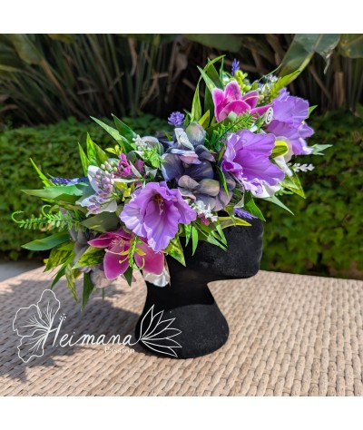 Couronne fleurie violette